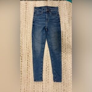 ✨⚡️ Women’s American Eagle Jeans ⚡️✨